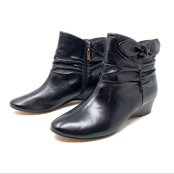 Antia Women's black leather Cindy ankle boots XWIDE - Picture 2 of 7